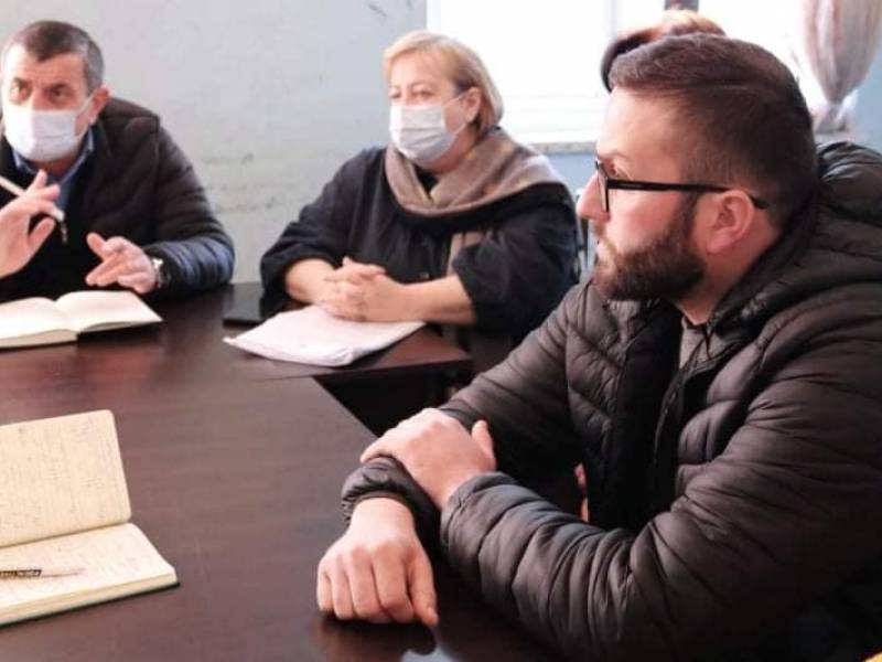 ცაგერის მუნიციპალიტეტის მერის მოადგილე რევაზ ახვლედიანი კულტურის ცენტრის...